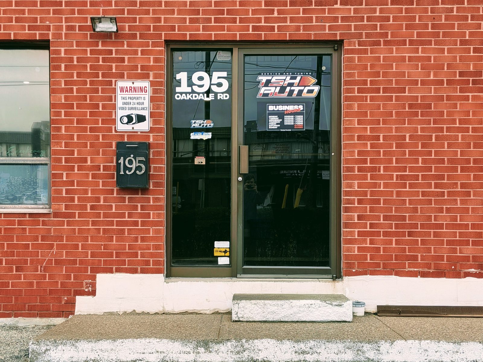 TSH Auto front entrance — 195 Oakdale Rd